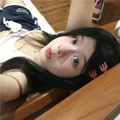 危机女王 海报